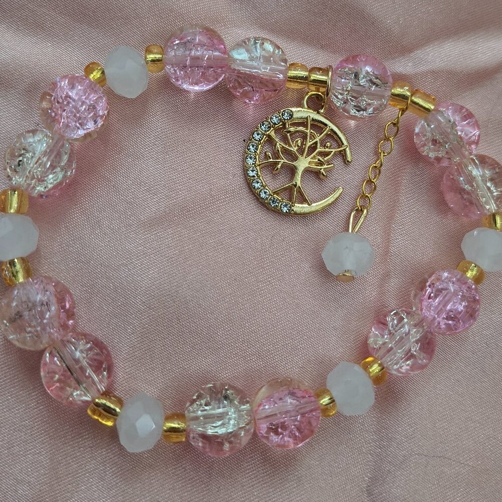 Beaded Stretch Bracelet With Dangle Family Tree